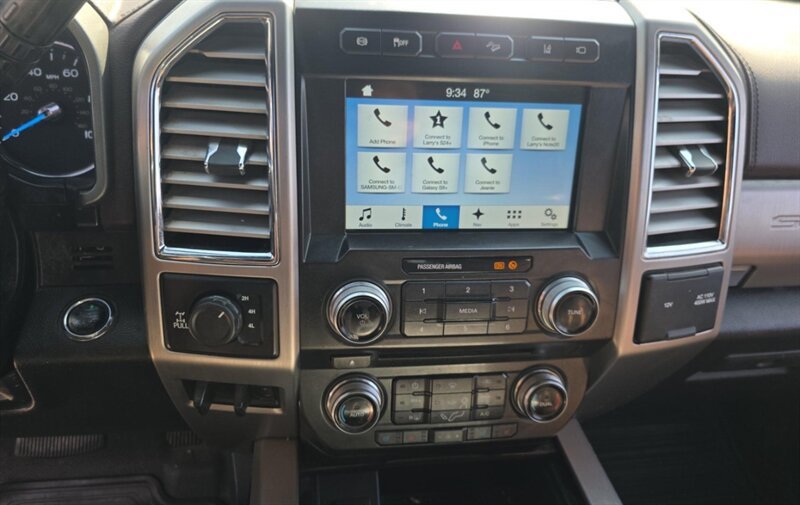 Used 2017 Ford F250 Platinum w/ Platinum Ultimate Package AWD/4WD image 5