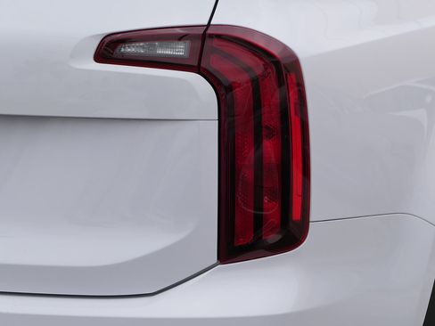 Used 2024 Kia Telluride S w/ S Sunroof Package FWD image 4