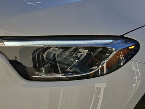 New 2026 Mercedes-Benz GLC 300 GLC 300 image 8