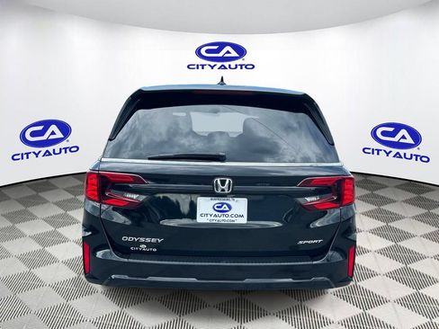 Used 2025 Honda Odyssey Sport-L image 4