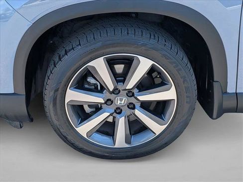 Used 2025 Honda Pilot Touring image 26