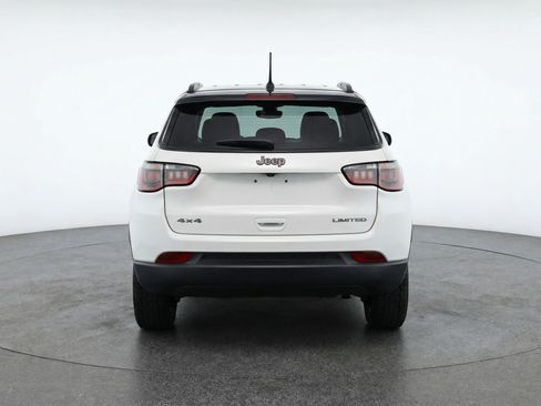 Used 2025 Jeep Compass Trailhawk AWD/4WD image 7