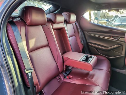 Used 2024 MAZDA MAZDA3 s image 28