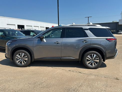 New 2025 Nissan Pathfinder SL w/ Cargo Package image 5