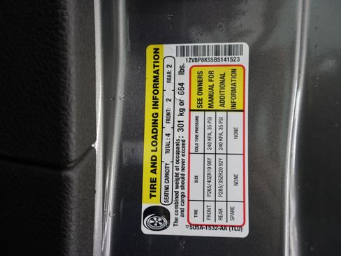 Used 2011 Ford Mustang Shelby GT500 w/ SVT Performance Pkg RWD image 48