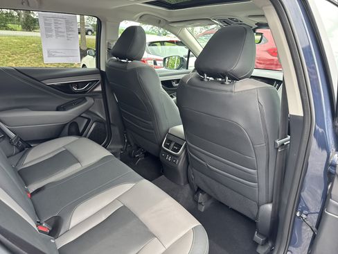 Used 2025 Subaru Outback Onyx Edition XT AWD/4WD image 21