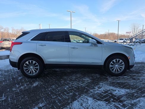 Used 2018 Cadillac XT5 Luxury w/ Driver Awareness Package image 7