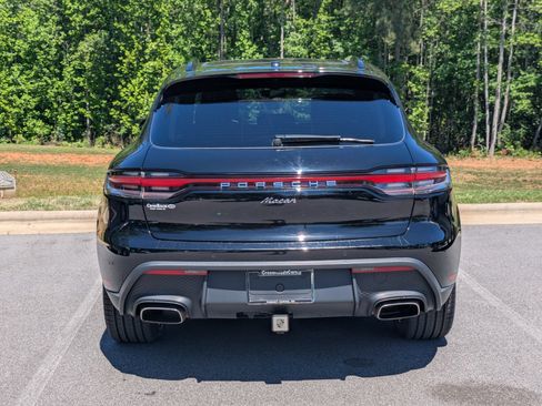 Used 2023 Porsche Macan AWD/4WD image 4