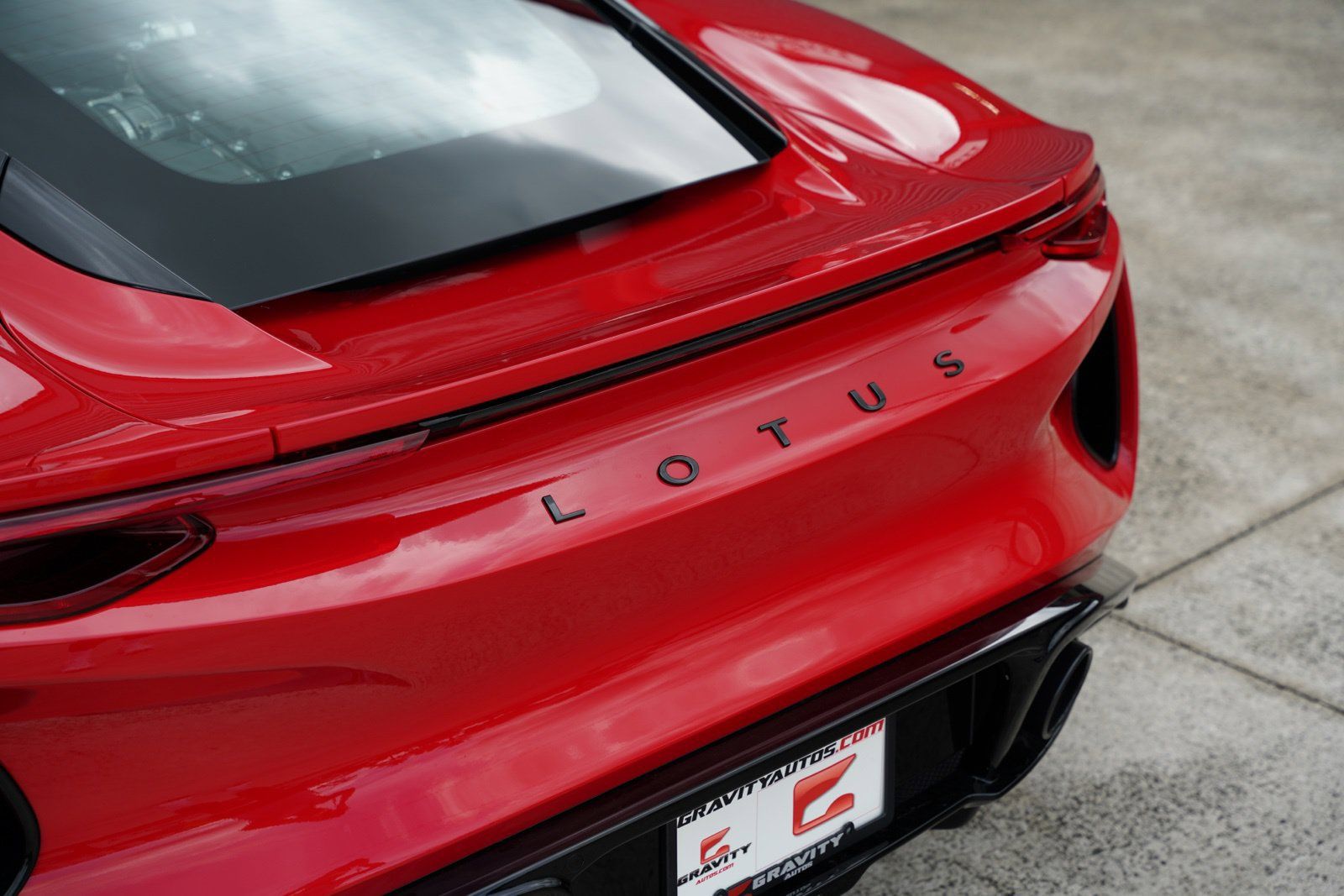 Used 2025 Lotus Emira RWD image 12