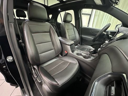 Certified 2023 Chevrolet Equinox RS w/ RS Leather Package image 18