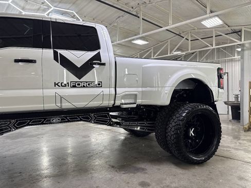 Used 2025 Ford F350 King Ranch w/ Chrome Package AWD/4WD image 4
