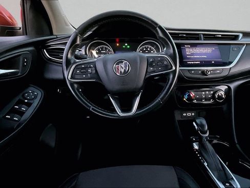 Used 2022 Buick Encore GX Preferred w/ Cold Weather Comfort Package FWD image 9