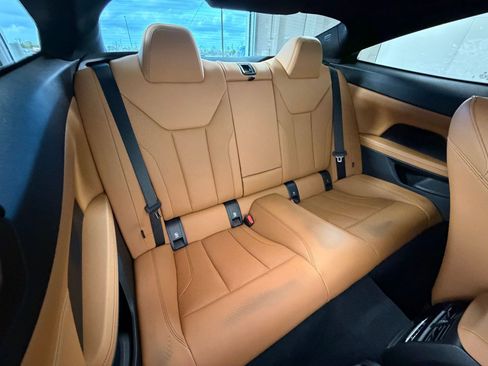 Certified 2024 BMW 430i Coupe w/ Premium Package image 33