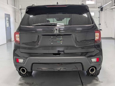 Used 2024 Honda Passport Black Edition image 9