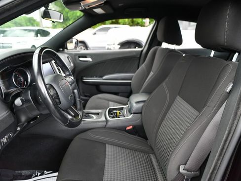 Used 2023 Dodge Charger SXT image 7