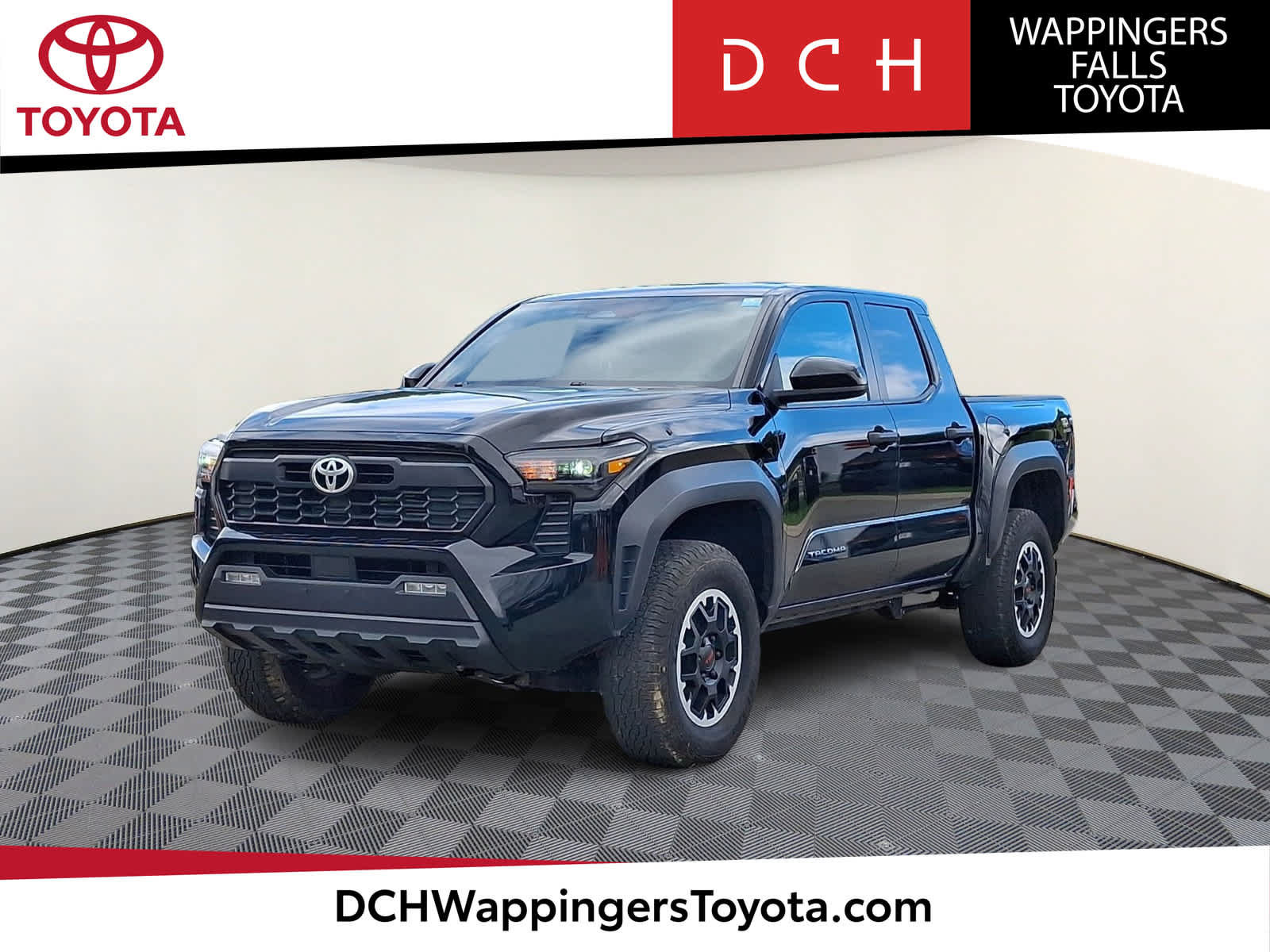Used 2024 Toyota Tacoma TRD Off-Road AWD/4WD image 1