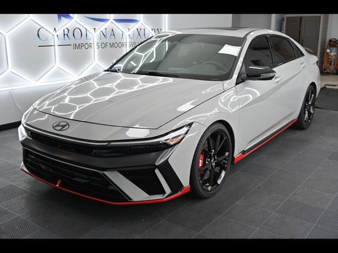 Used 2025 Hyundai Elantra N FWD image 1
