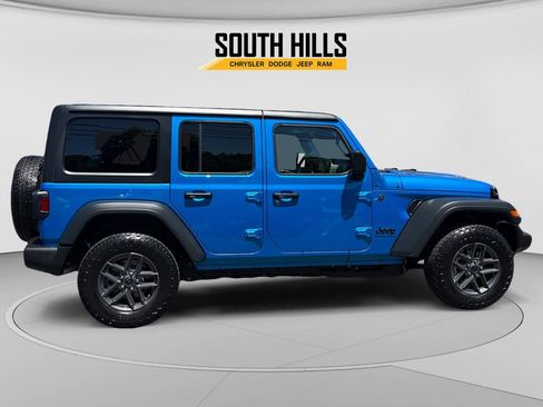 Used 2026 Jeep Wrangler Unlimited Sport AWD/4WD image 6