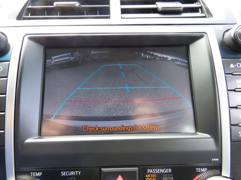 Used 2014 Toyota Camry XLE w/ Leather Package FWD image 25