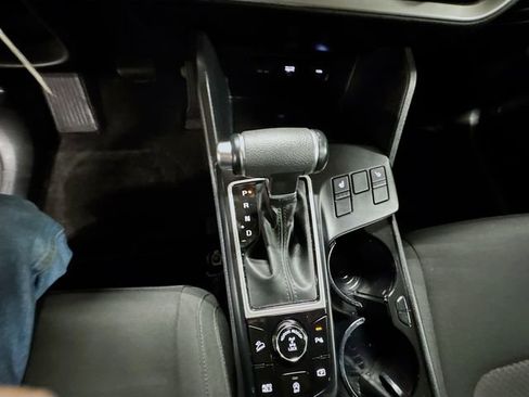 Used 2023 Kia Sportage LX image 23