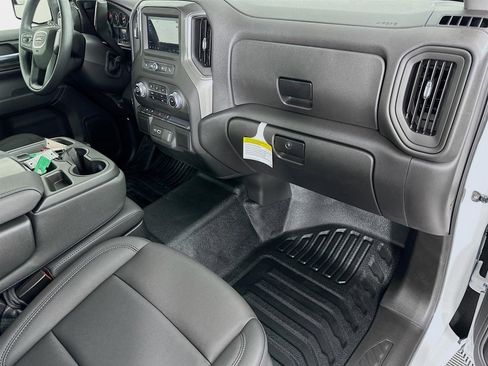 Certified 2025 GMC Sierra 1500 Pro w/ Trailering Package AWD/4WD image 21