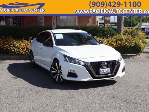 Used 2022 Nissan Altima 2.5 SR image 1