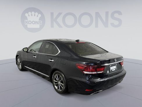 Used 2016 Lexus LS 460 w/ Comfort Package image 4