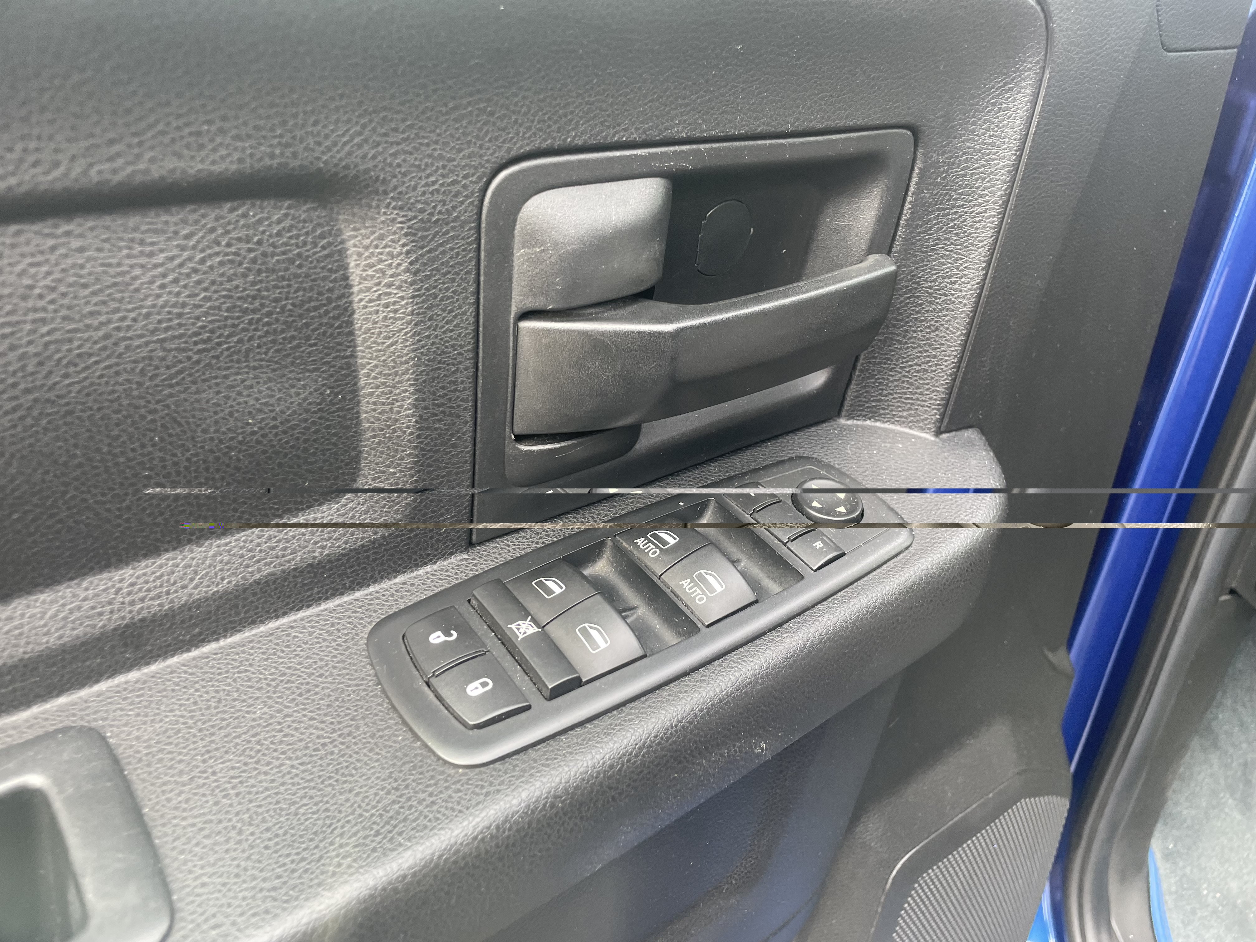 Used 2016 RAM 1500 Express RWD image 13