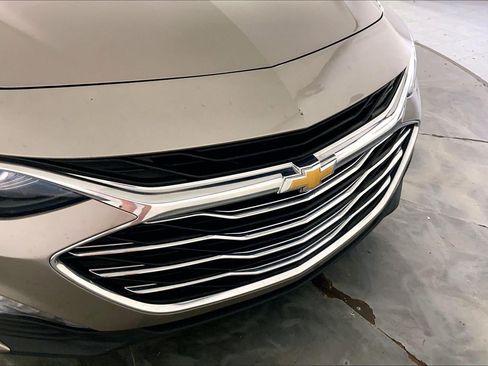Used 2024 Chevrolet Malibu LT FWD image 28