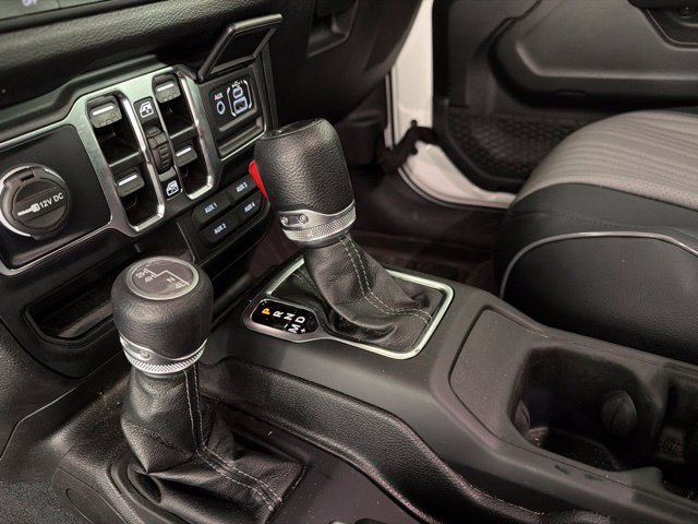 Used 2024 Jeep Gladiator Sport AWD/4WD image 27