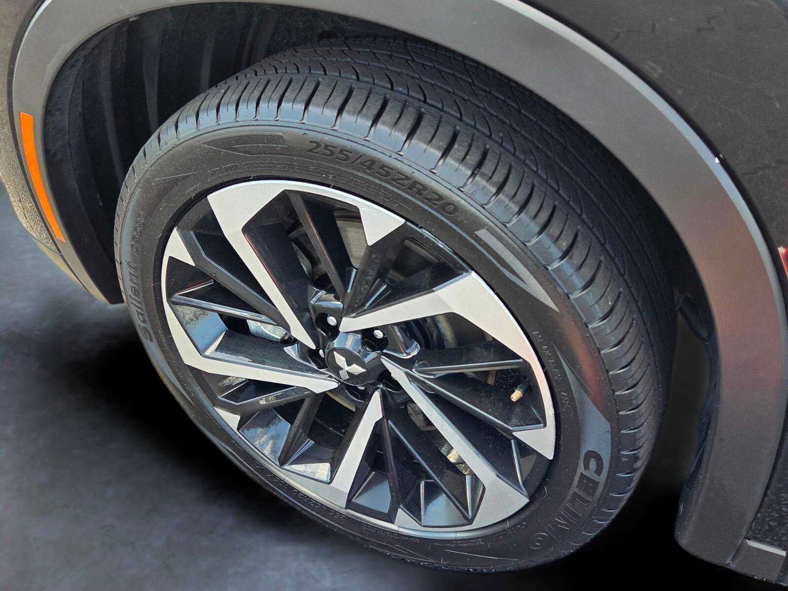 Used 2024 Mitsubishi Outlander SE AWD/4WD image 9