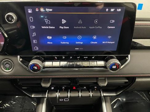 New 2025 Chevrolet Colorado Z71 w/ Technology Package image 3