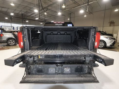 Certified 2024 GMC Sierra 1500 Denali Ultimate image 28