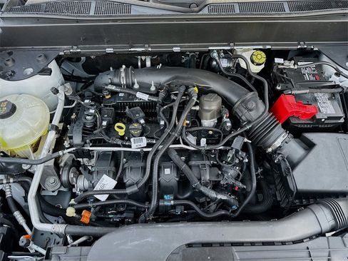 Used 2024 Ford Maverick Lariat image 30