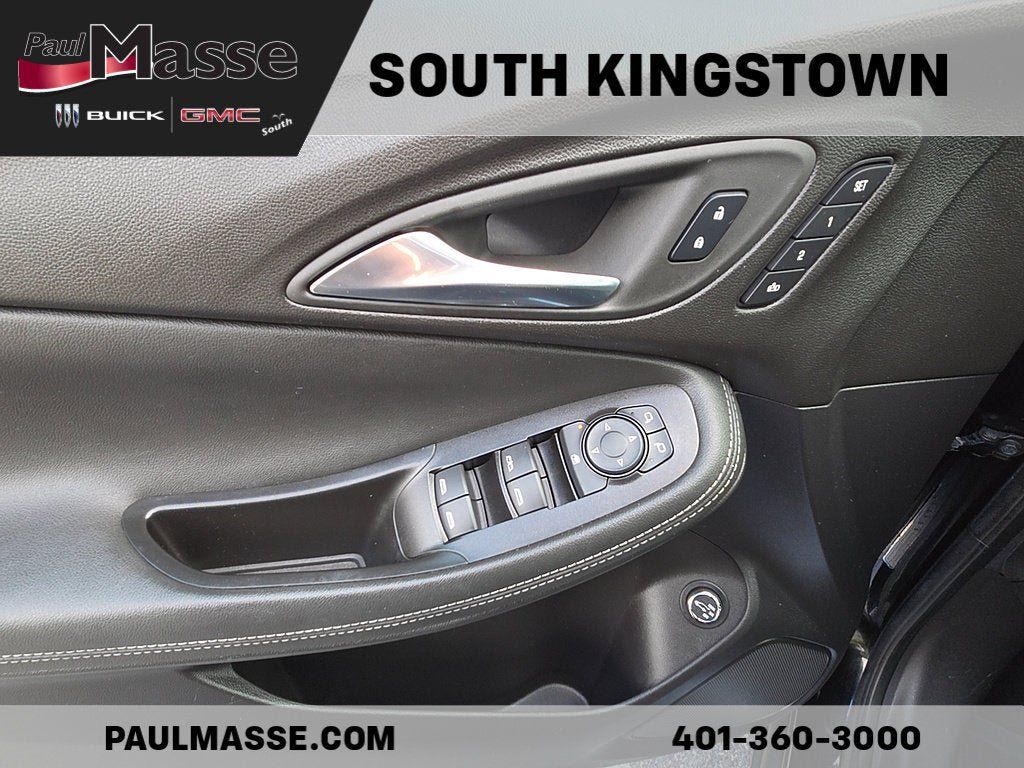 Certified 2023 Buick Encore GX Essence w/ Experience Buick Package AWD/4WD image 10