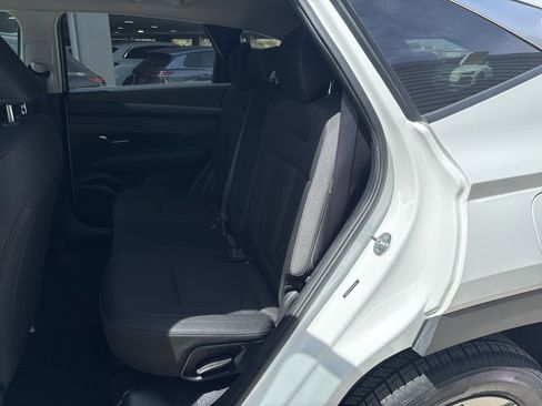 Used 2025 Hyundai Tucson SEL image 14
