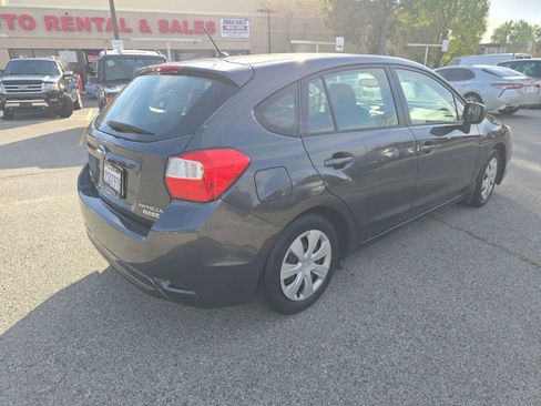 Used 2012 Subaru Impreza 2.0i image 5
