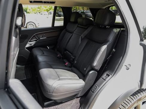 New 2027 Land Rover Range Rover Long Wheelbase SE AWD/4WD image 52