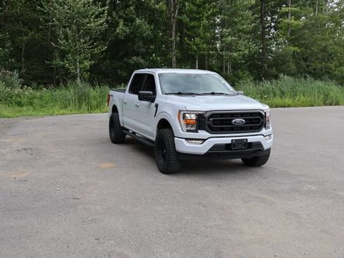 Used 2022 Ford F150 XLT w/ Equipment Group 302A High AWD/4WD image 8