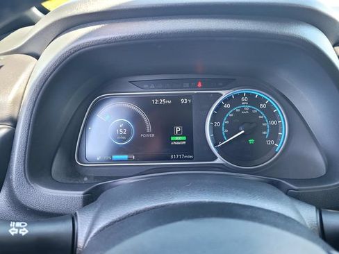 Certified 2024 Nissan Leaf SV Plus FWD image 25