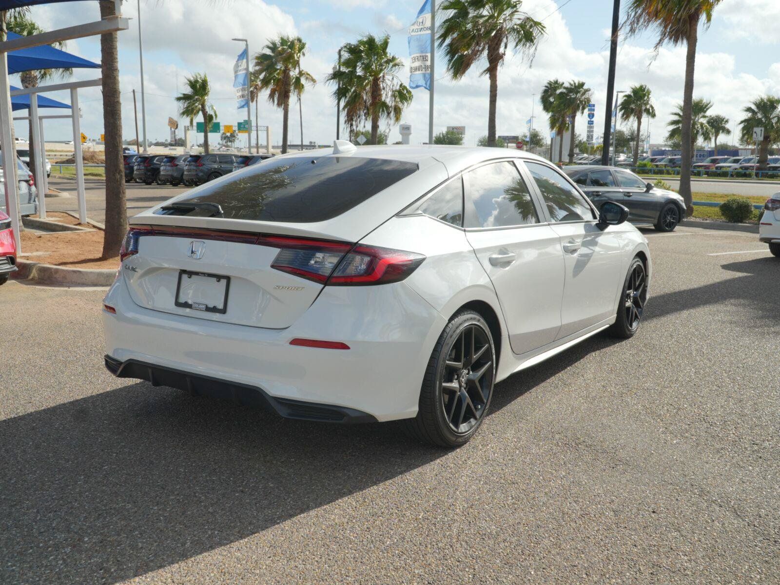 Used 2025 Honda Civic Sport image 5