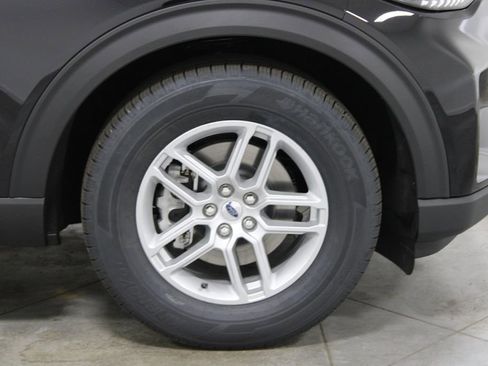 New 2026 Ford Explorer Active image 11