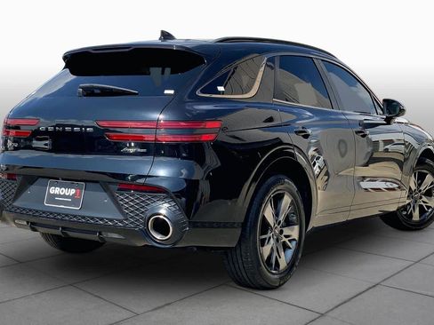 Used 2022 Genesis GV70 3.5T Sport w/ Sport Advanced Package AWD/4WD image 13