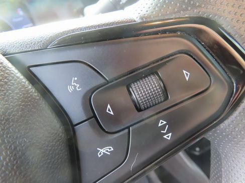 Used 2023 Chevrolet Bolt EUV LT w/ Redline Edition image 19