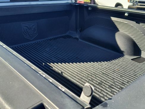 Used 2014 RAM 1500 Big Horn image 7