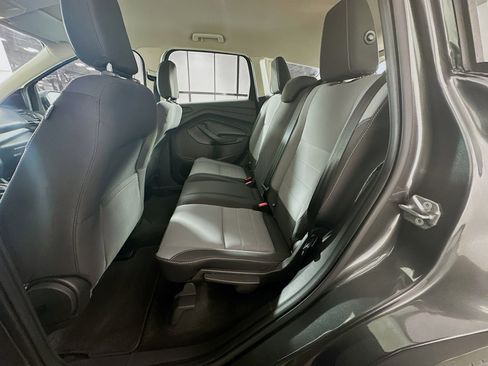 Used 2018 Ford Escape S image 25