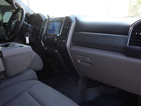 Used 2021 Ford F250 XLT w/ FX4 Off-Road Package AWD/4WD image 18
