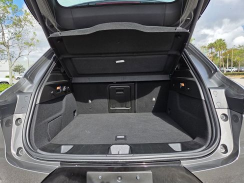 Used 2025 Alfa Romeo Tonale w/ Premium Package image 17