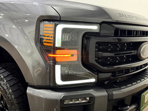 Used 2022 Ford F250 Lariat w/ Black Appearance Package image 64