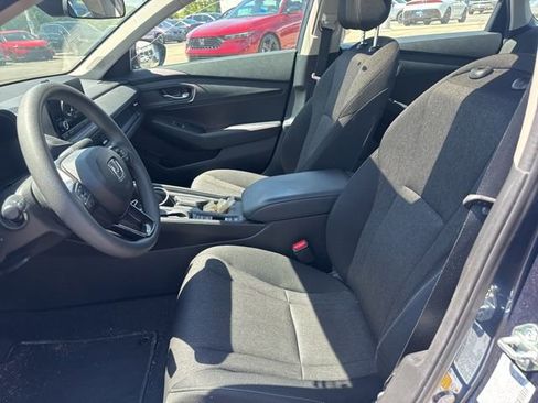 Used 2025 Honda Accord SE image 17